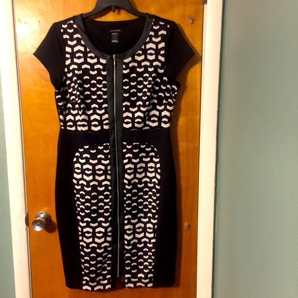 Ashley Stewart Dresses & Skirts - Ashley Stewart black/white midi dress